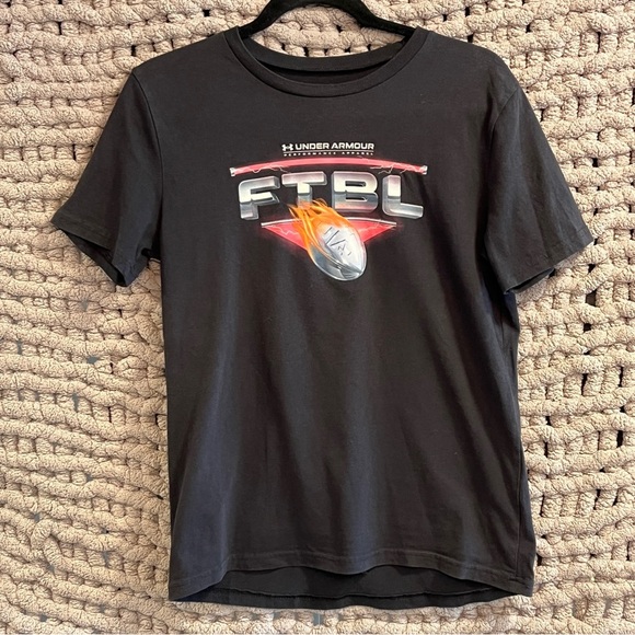 3 Graphic T-Shirt Bundle Youth Large - Picture 11 of 14